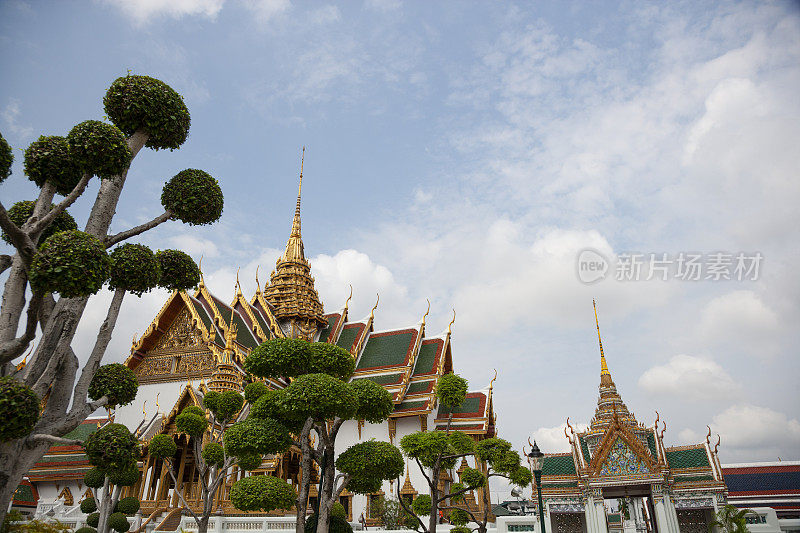 Phra Thinang Chakri Maha Prasat是泰国传统建筑和19世纪欧洲风格的结合。